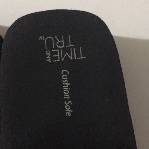 Time and true sandals - Picture 2 of 2